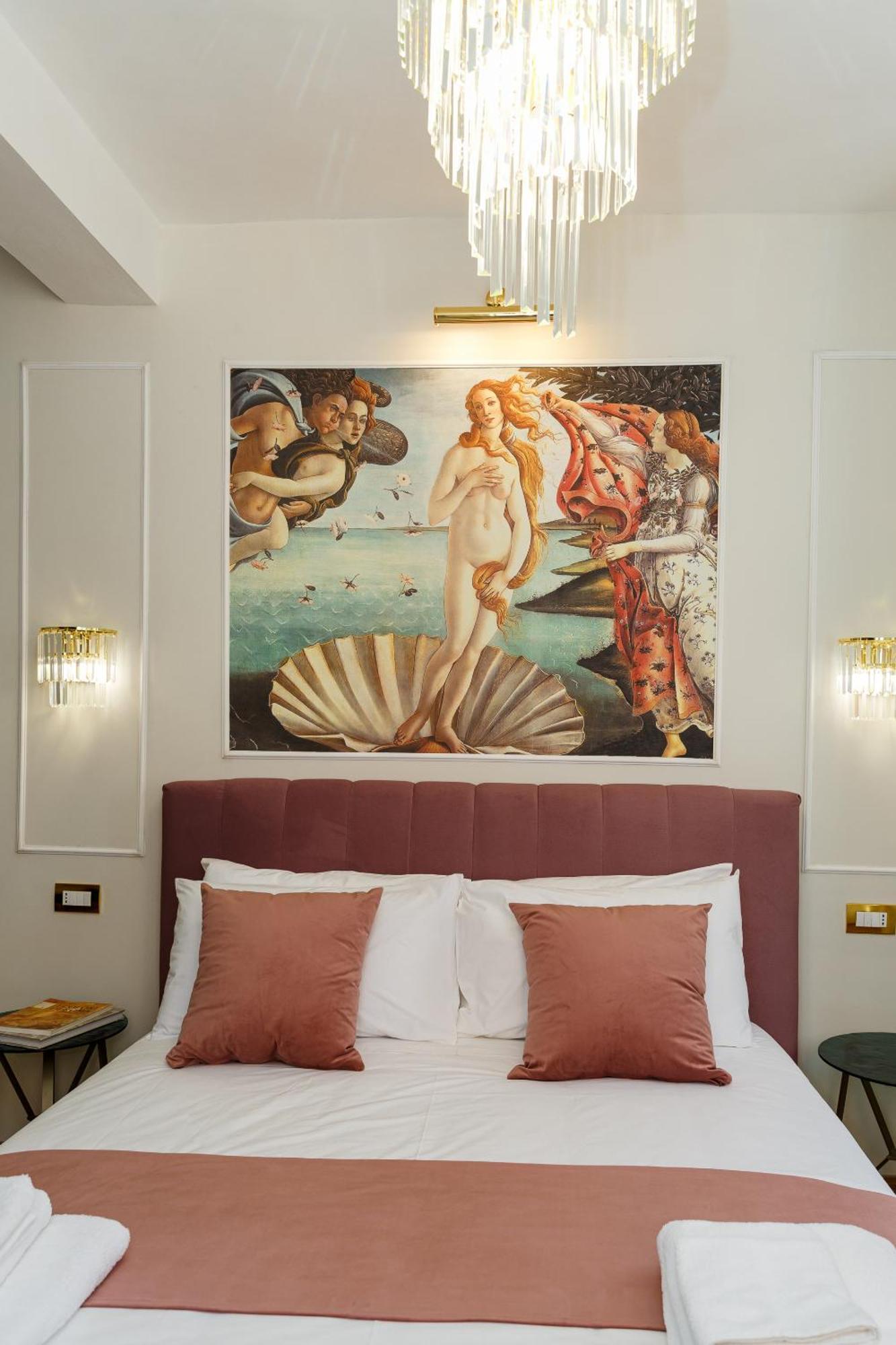 Golden Palace Luxury